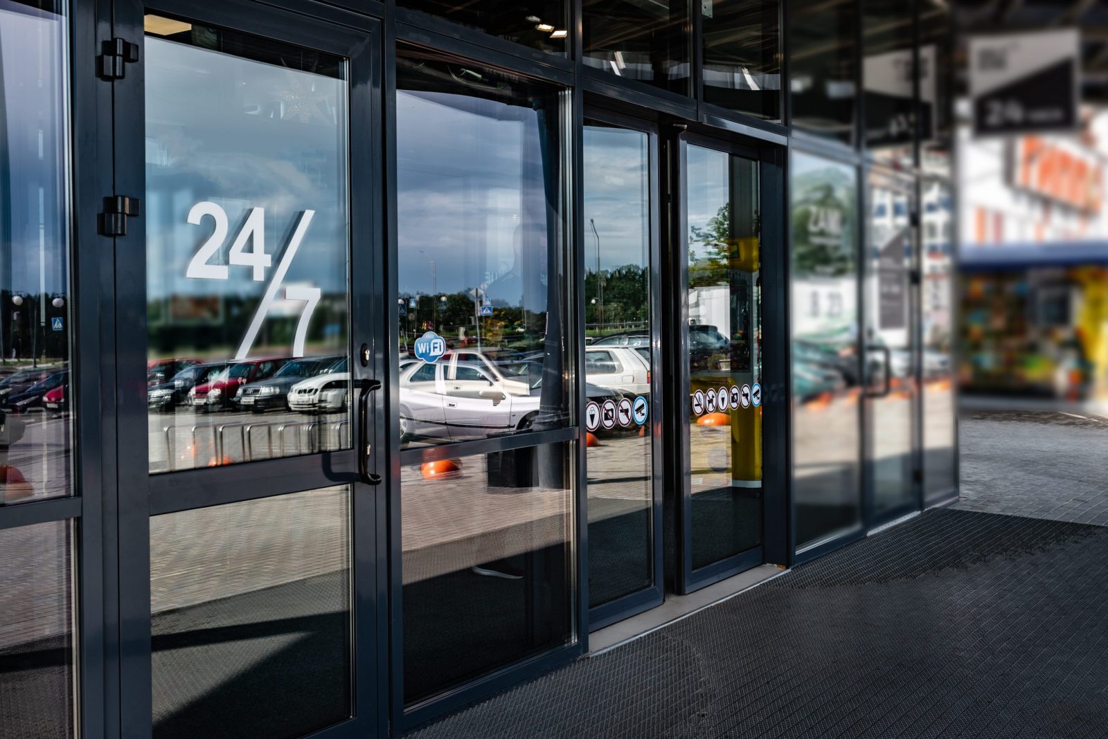 Commercial Door Repair Vancouver